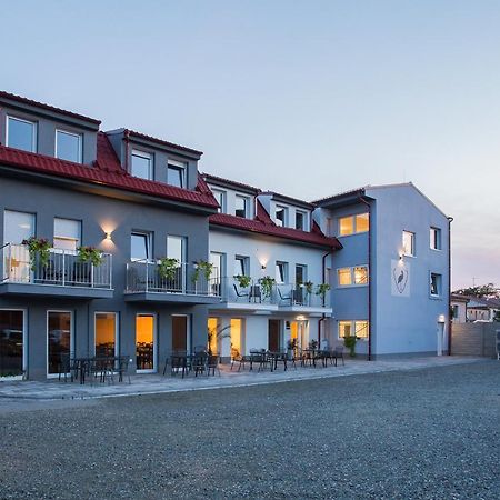 Penzion Cap Mikulov Bagian luar foto